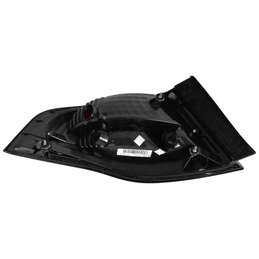 Lamp Rear Rh 8R2Z13404CB For Ford