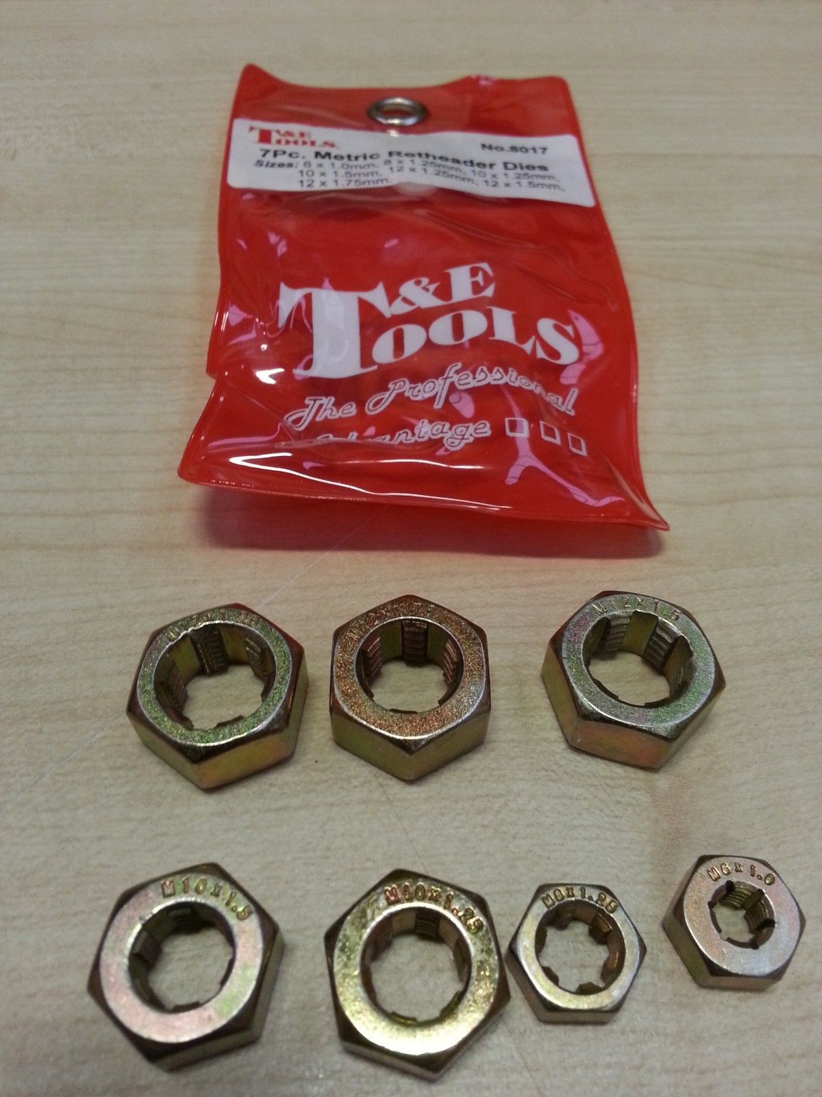 Metric Rethreader Dies 7 Piece Set T&E Tools 8017