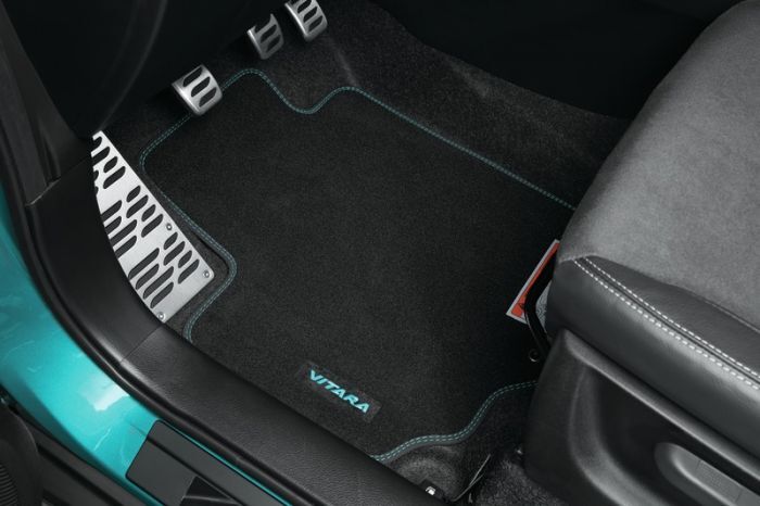 **Floormat Set Blk & Turq Logo 75901-54P00-TUR for Suzuki