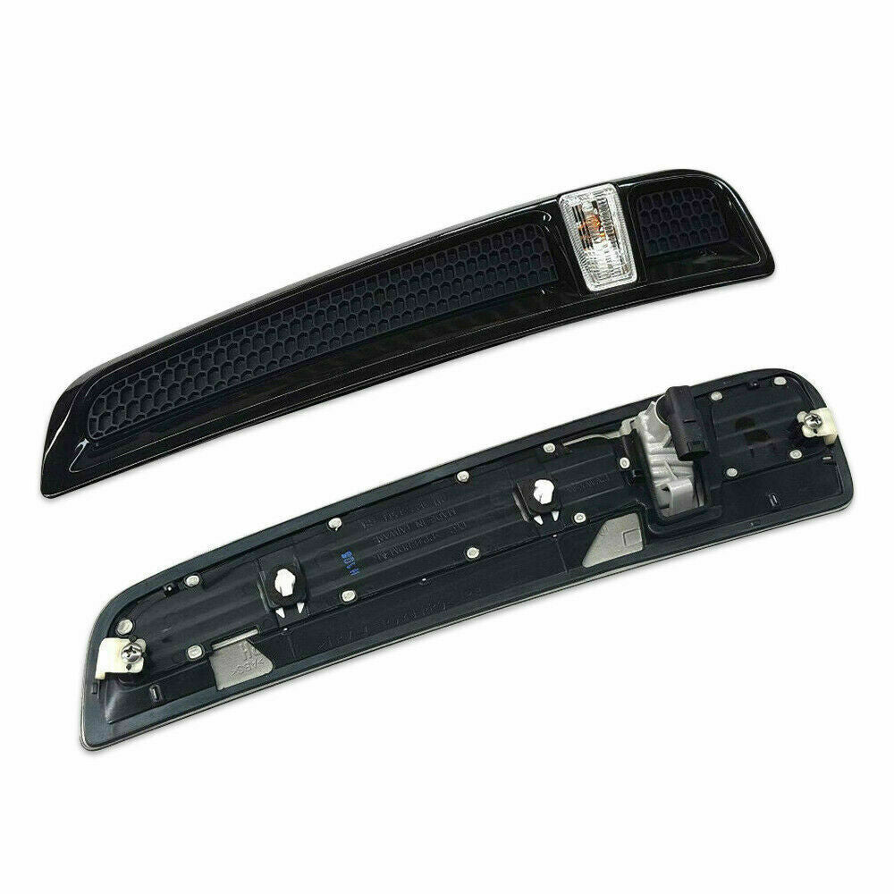BLACK FENDER VENTS & FLASHER LAMPS suitable for Holden COMMODORE VF NEW GENUINE PAIR 92273265
