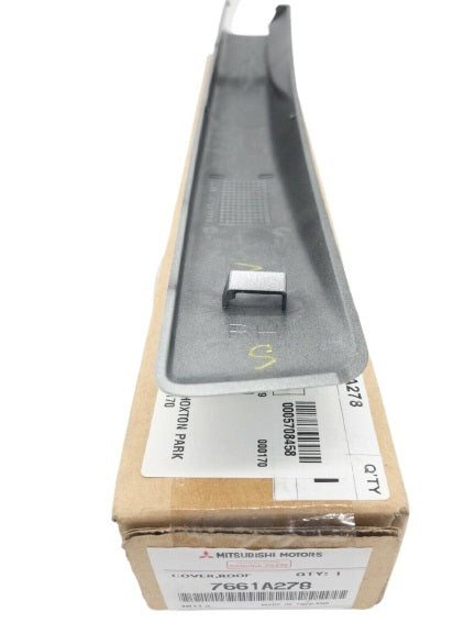 Roof Rail Front cover Pajero Sport 7661A278