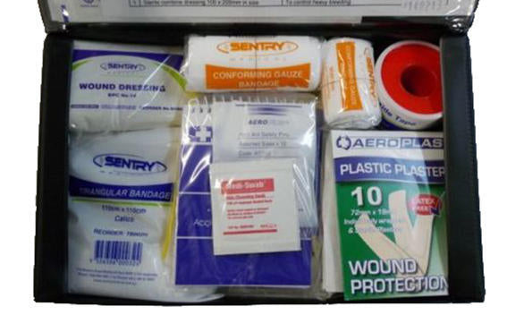 Holden Accessory First Aid medical Kit Genuine 92175820 Commodore Astra Colorado Cruze Barina Captiva