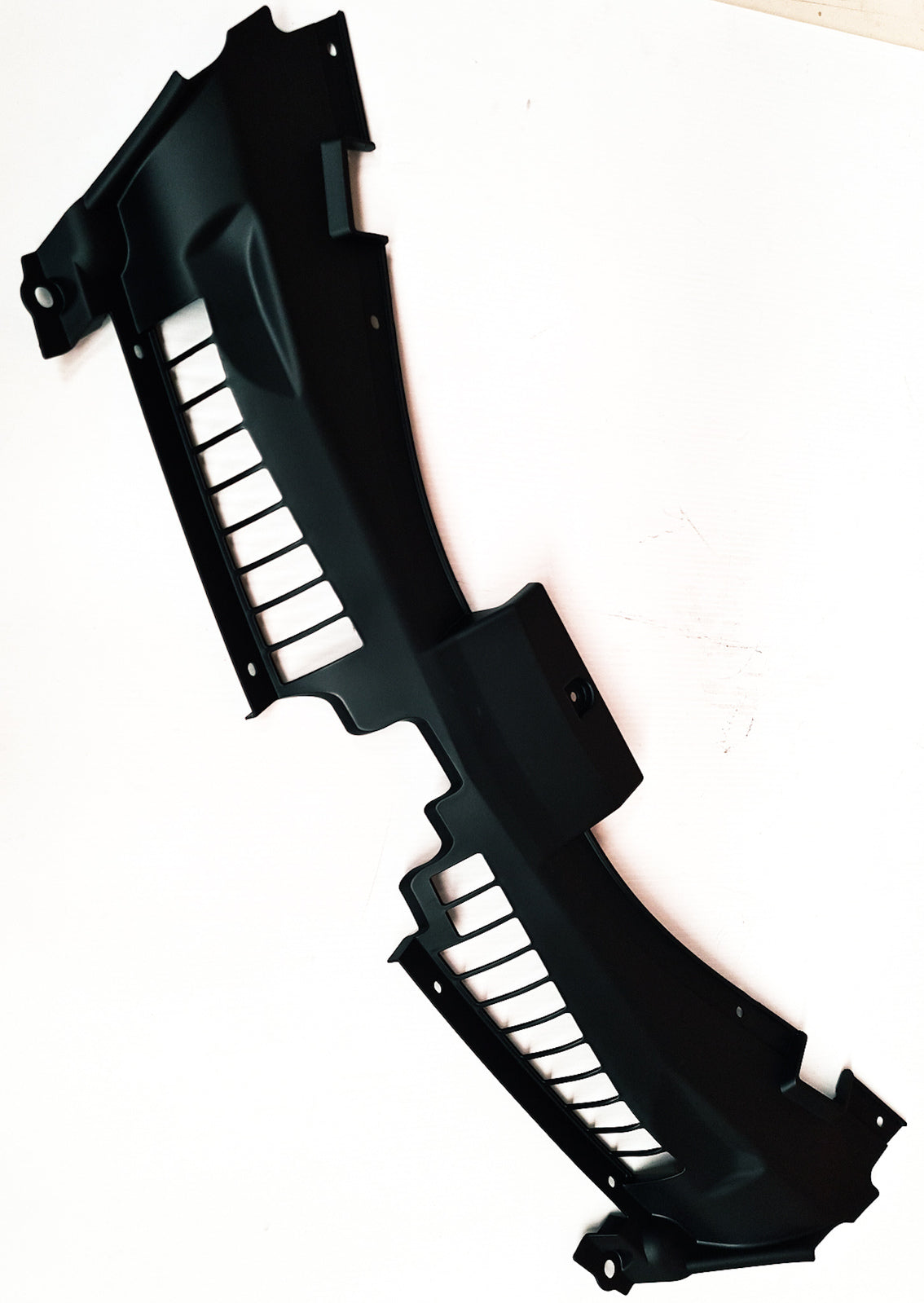 Upper Radiator Trim Cover 95189694 for GM Holden Captiva