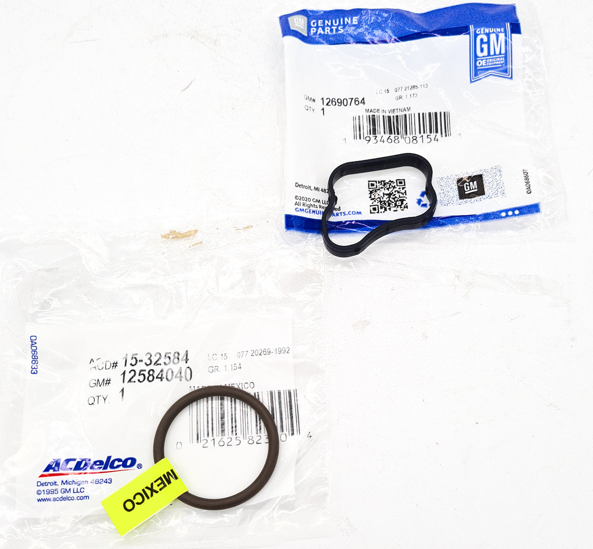 Radiator Cap Housing Seal Kit  Genuine Holden VZ VE S2 V6  Commodore