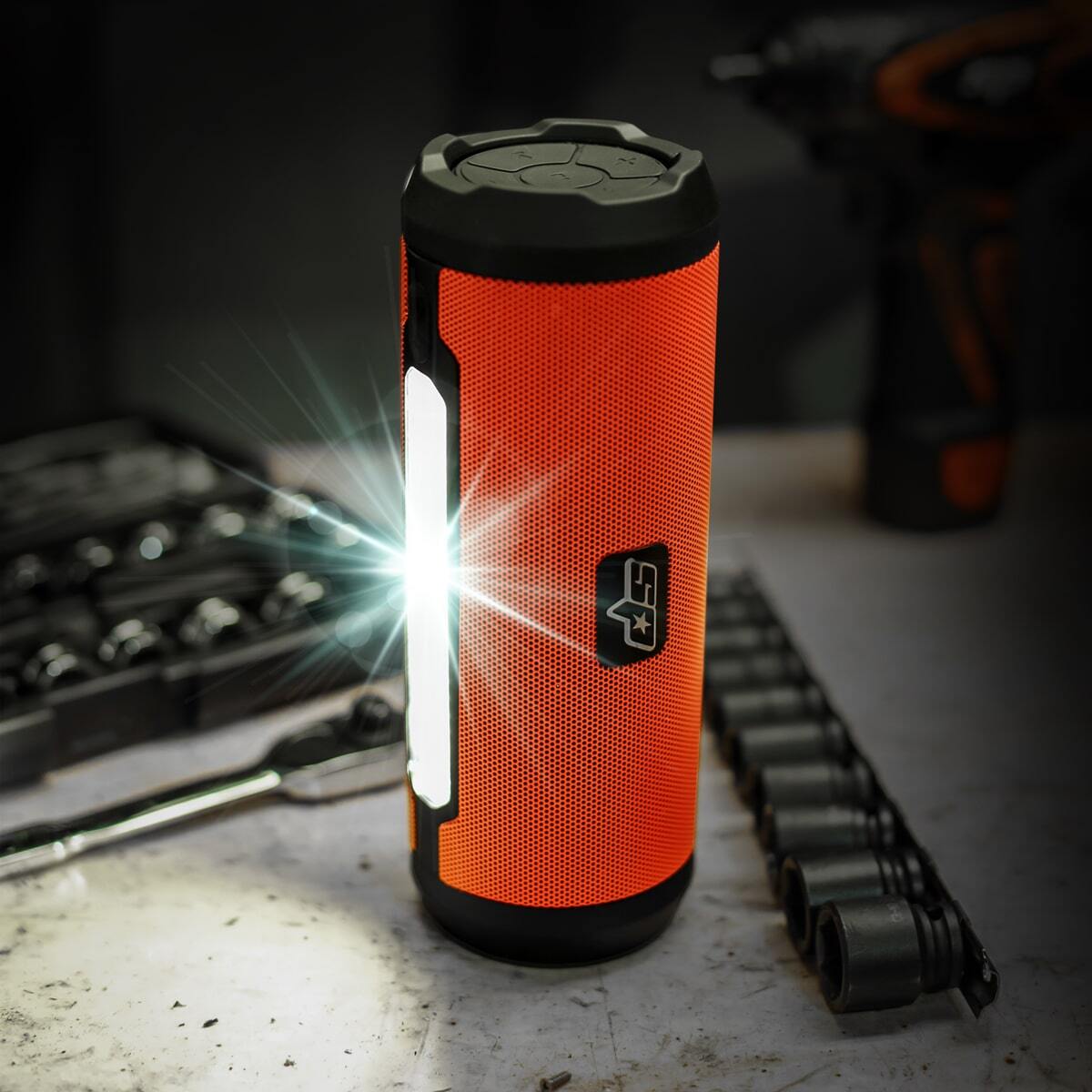 SP Tools Bluetooth Speaker & Work lamp SP81400