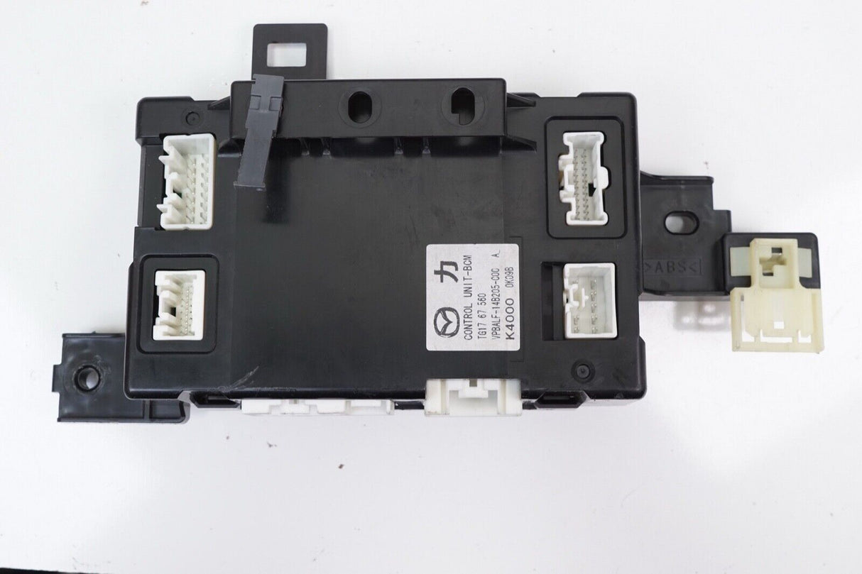 Unit Control Bcm TD84-67-560 for Mazda
