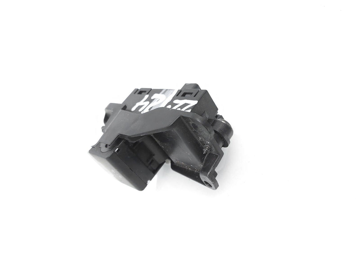Switch.Epb TKY1-66-EP0 for Mazda