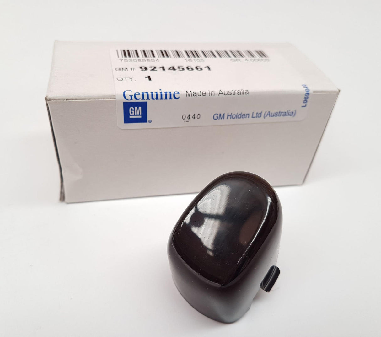 BLACK AUTO GEAR SHIFT BUTTON suitable for Holden COMMODORE VY VZ WH GENUINE 92145661
